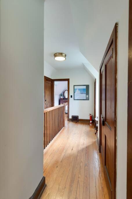 Ivy Hall - Great Location! Nashville