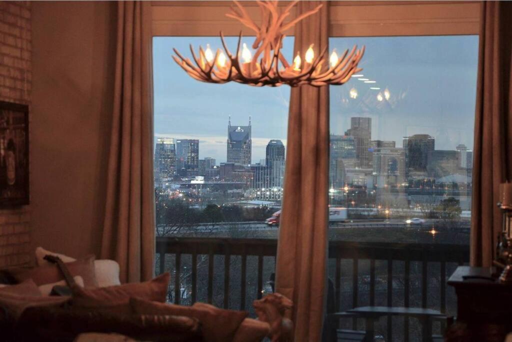 Skyline Views, 5min To Broadway * Nashville
