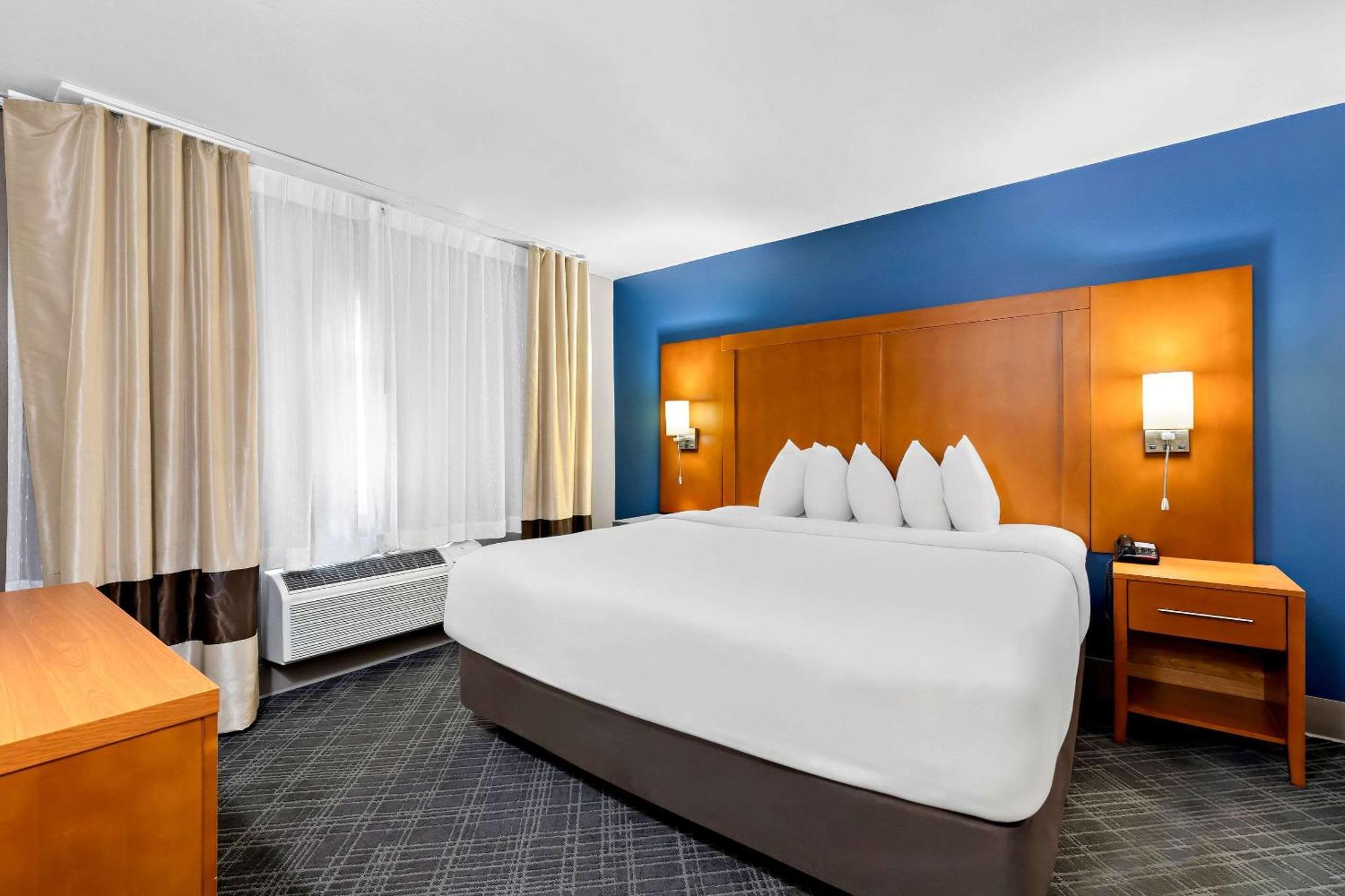 Comfort & Near Tanger Outlets I-24 Antioch Nashville