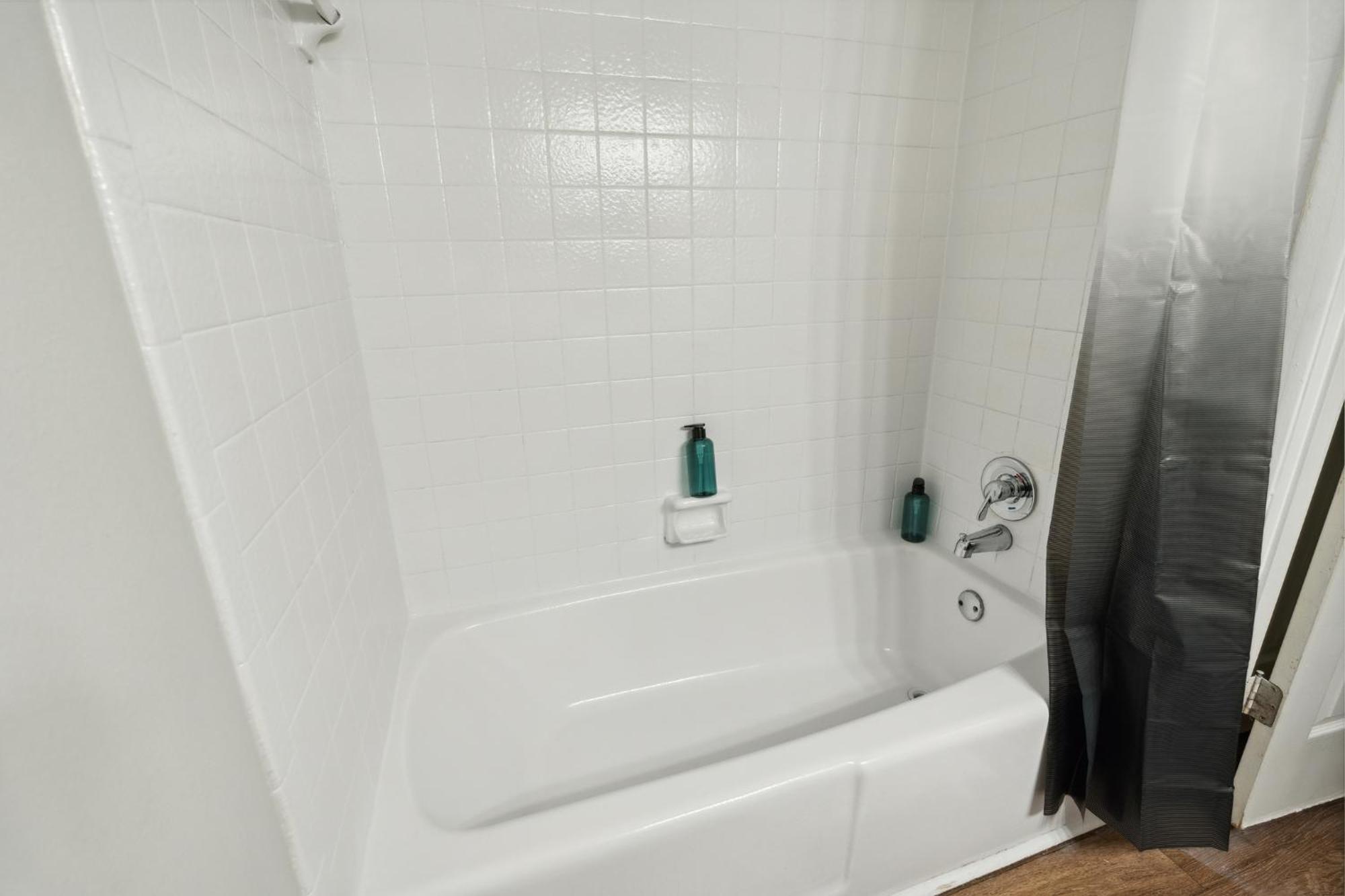 Apartment Brentwood A2 I Cozy & Comfy I 2bd I Free Parking *