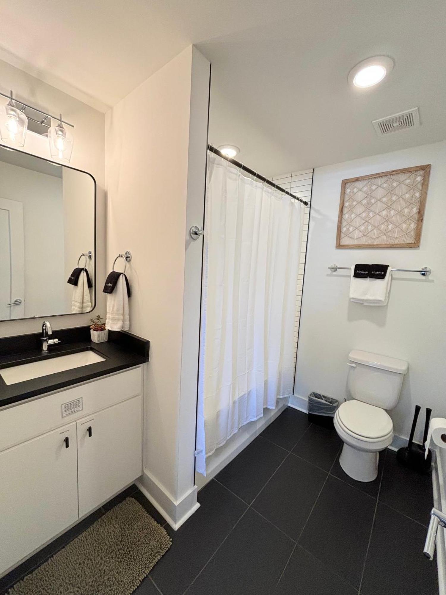 3br Game Sleeps 10 Near Opry & Broadway