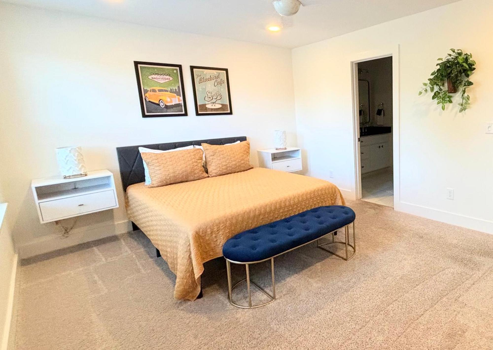 3br Game Sleeps 10 Near Opry & Broadway * Nashville