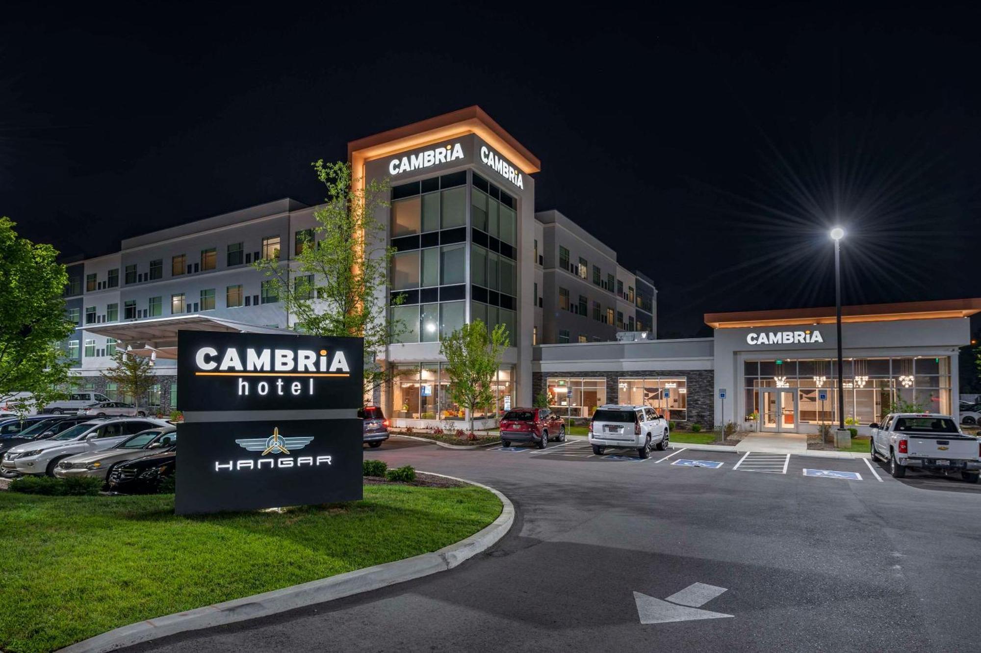 Cambria Airport Nashville