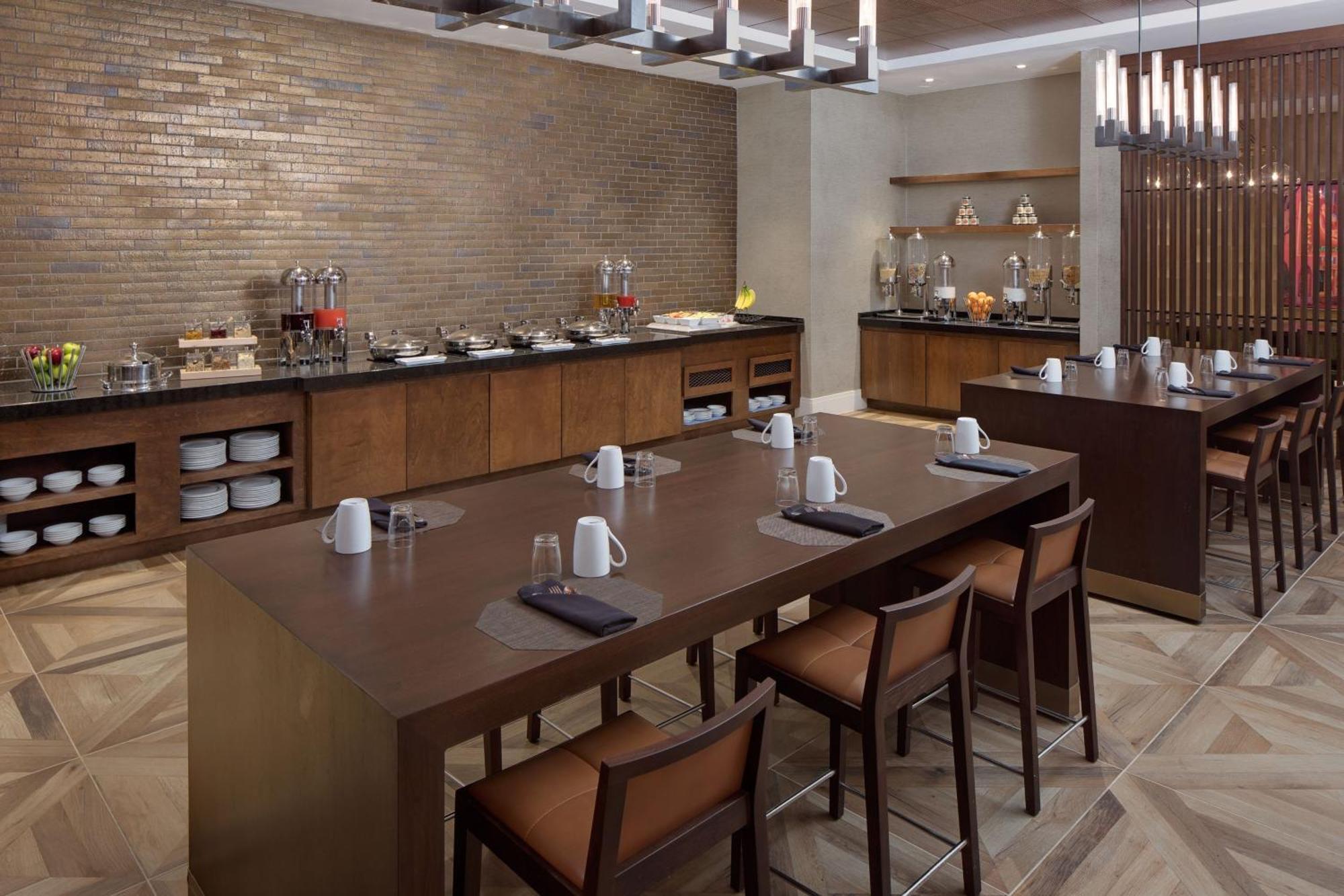 Hotel Airport Marriott