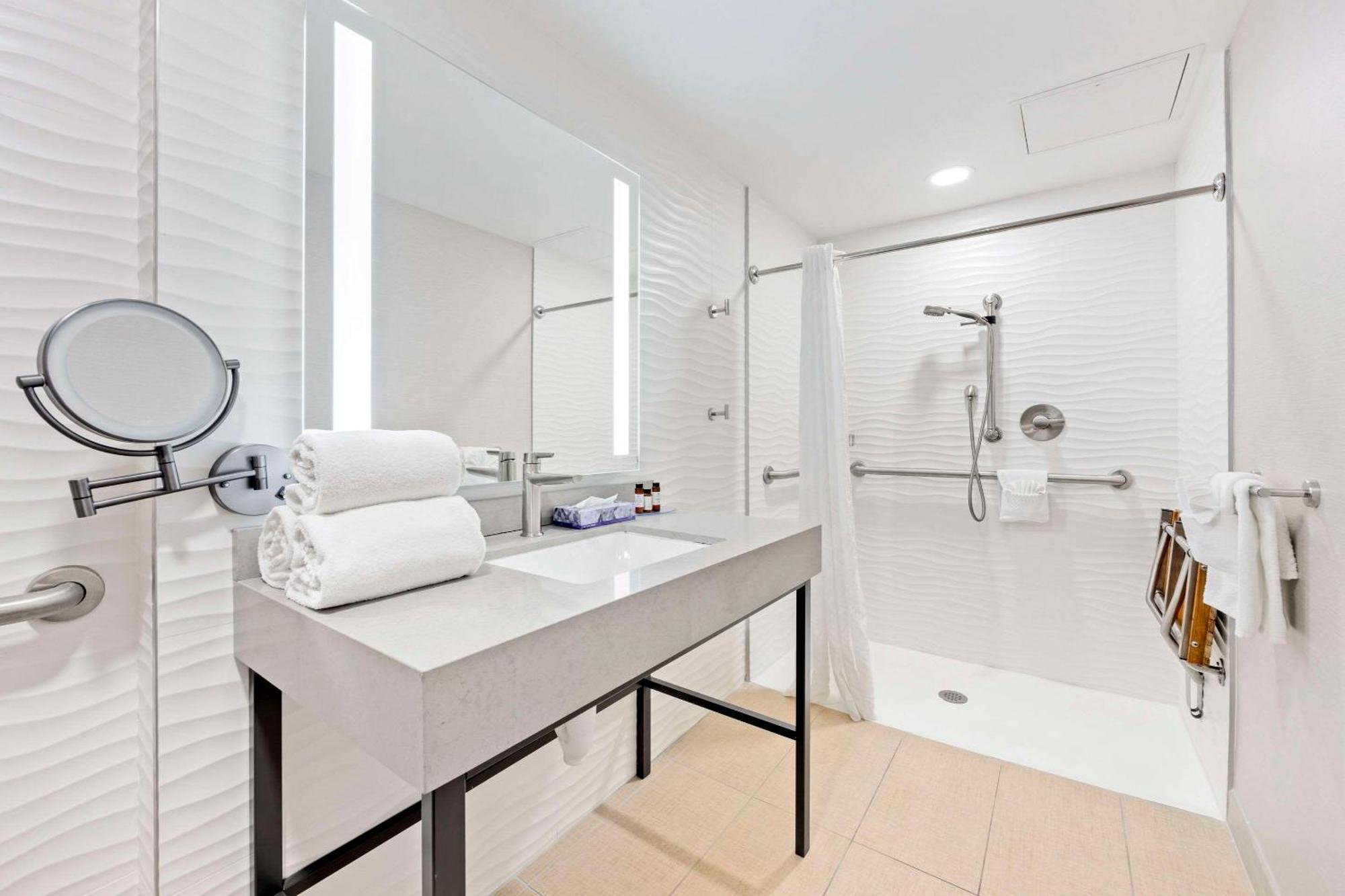Hotel The Capitol Downtown, Ascend Collection 3*