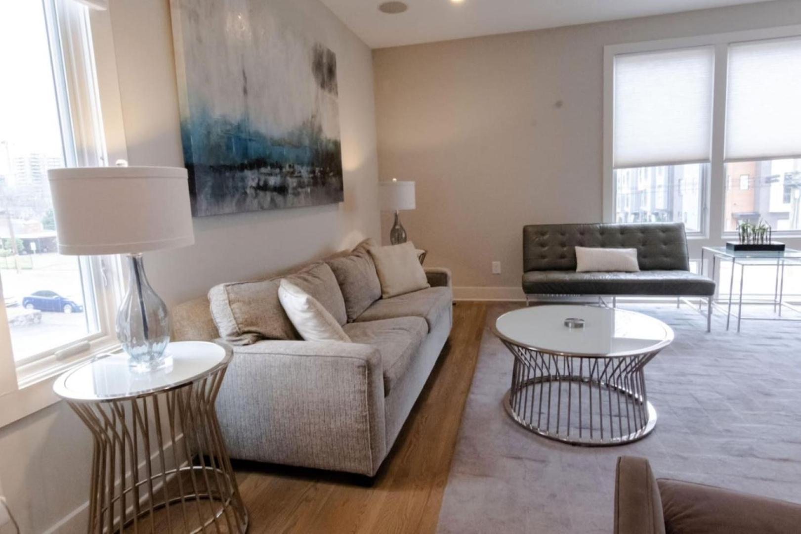 Great Location, Large - Roof Deck, Walk To Ni Holiday home