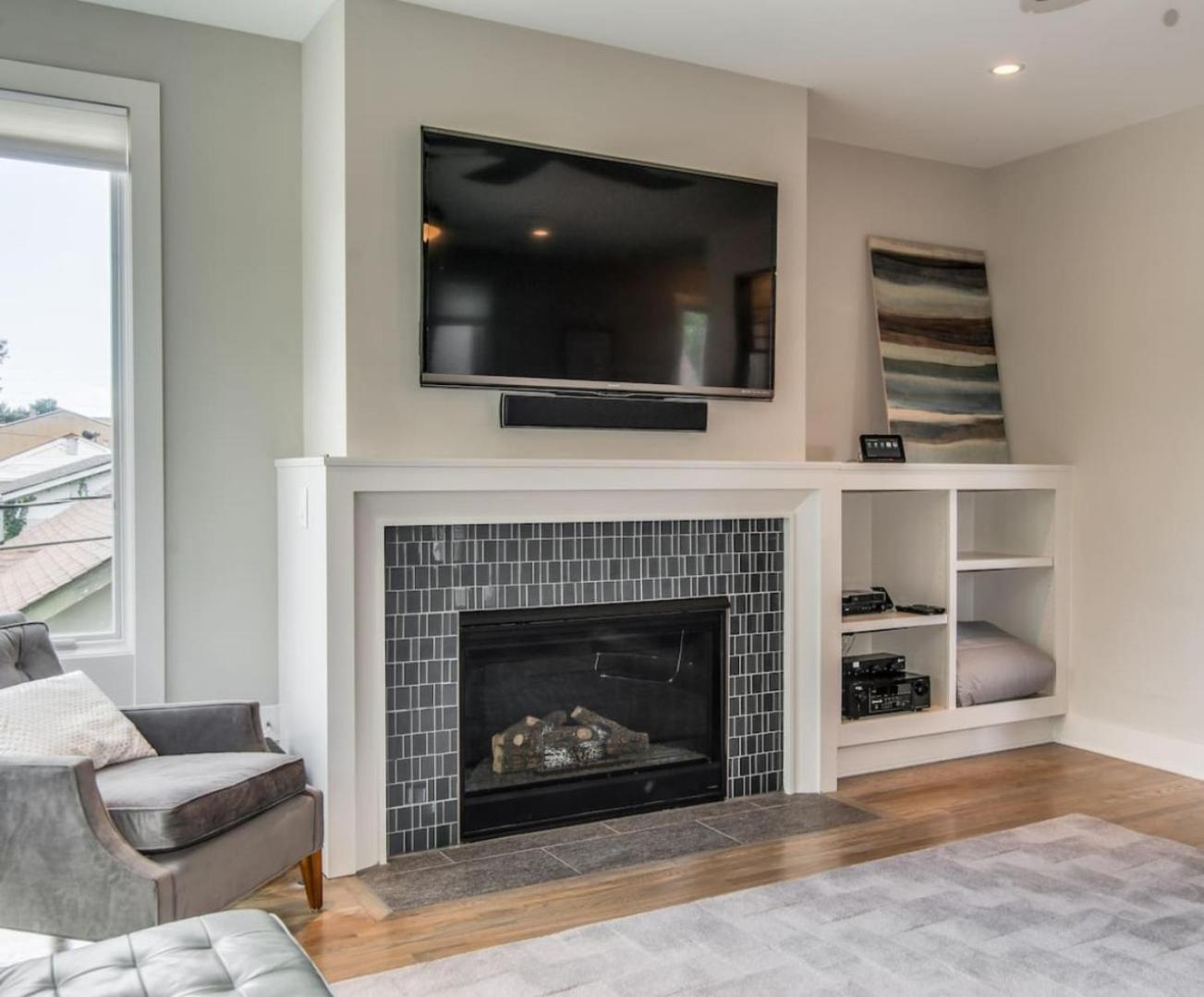 Great Location, Large - Roof Deck, Walk To Ni Holiday home Nashville