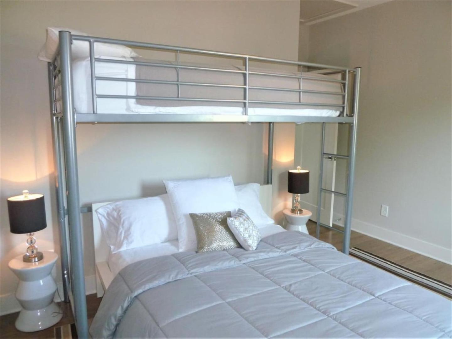 Great Location, Large - Roof Deck, Walk To Ni * Nashville