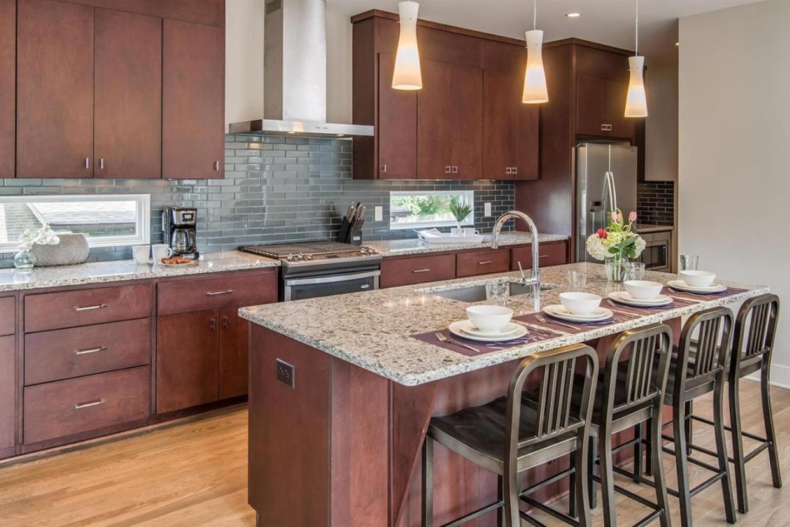 Holiday home Great Location, Large - Roof Deck, Walk To Ni Nashville