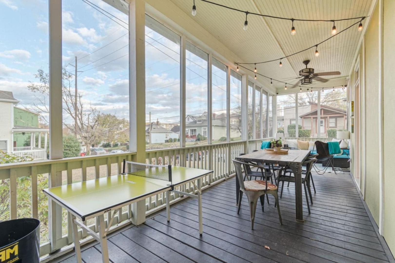 Downtown Luxury House - Beautiful Outdoor Spaces *