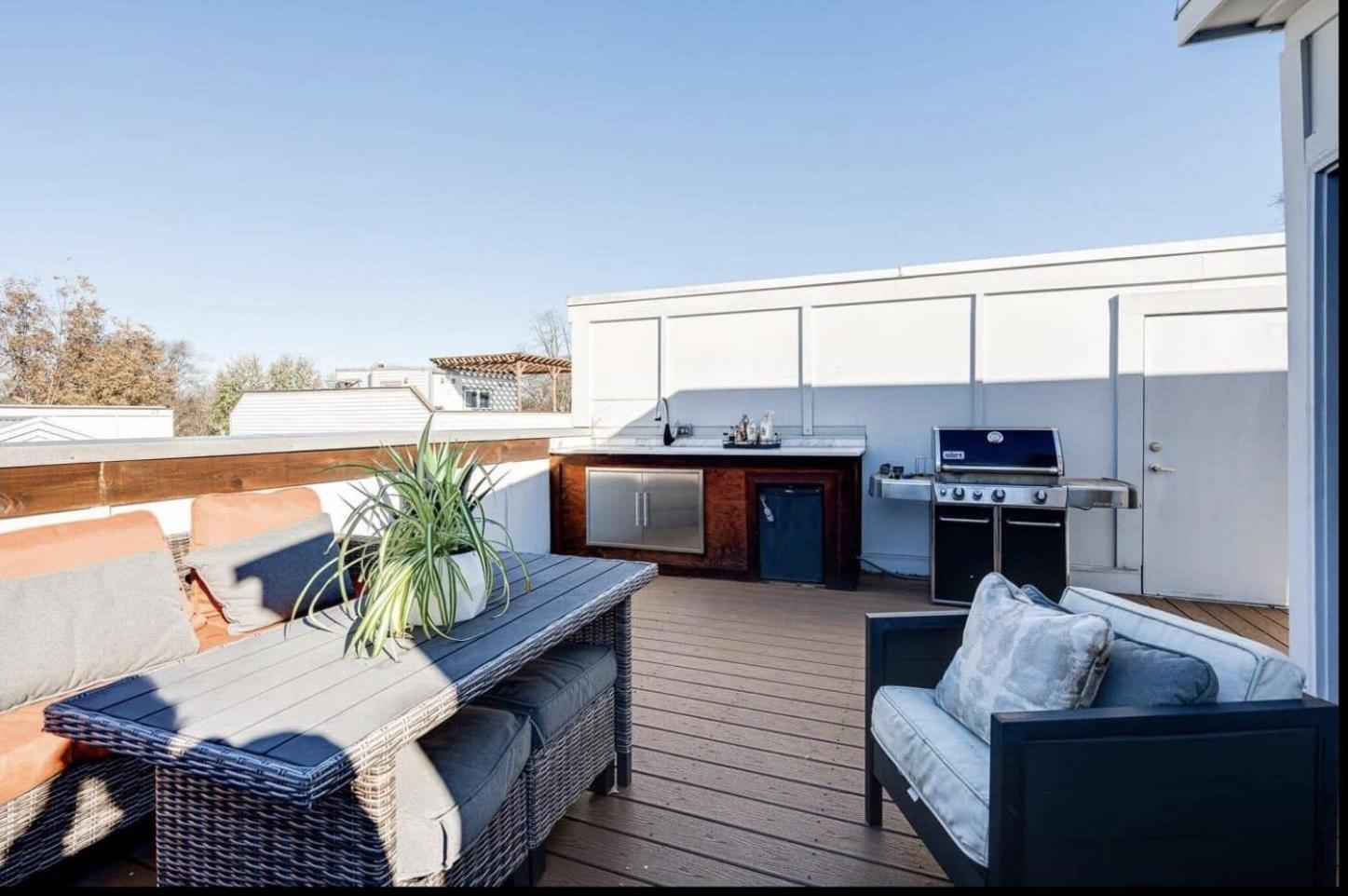 Lux East Nash-hot Tub & Rooftop Patio * Nashville