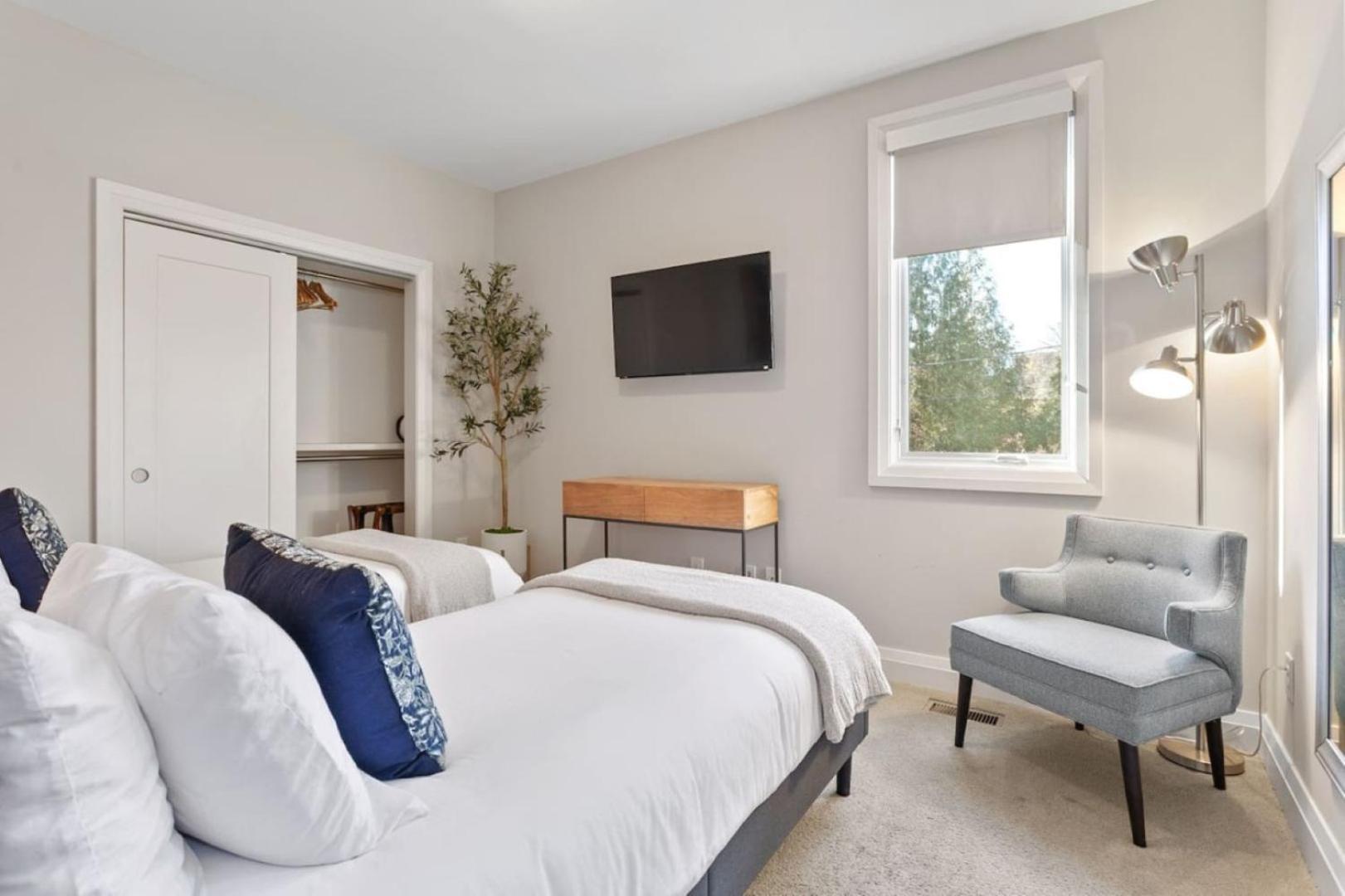 Holiday home Downtown W Rooftop Deck 4 Bedrooms 3 Baths