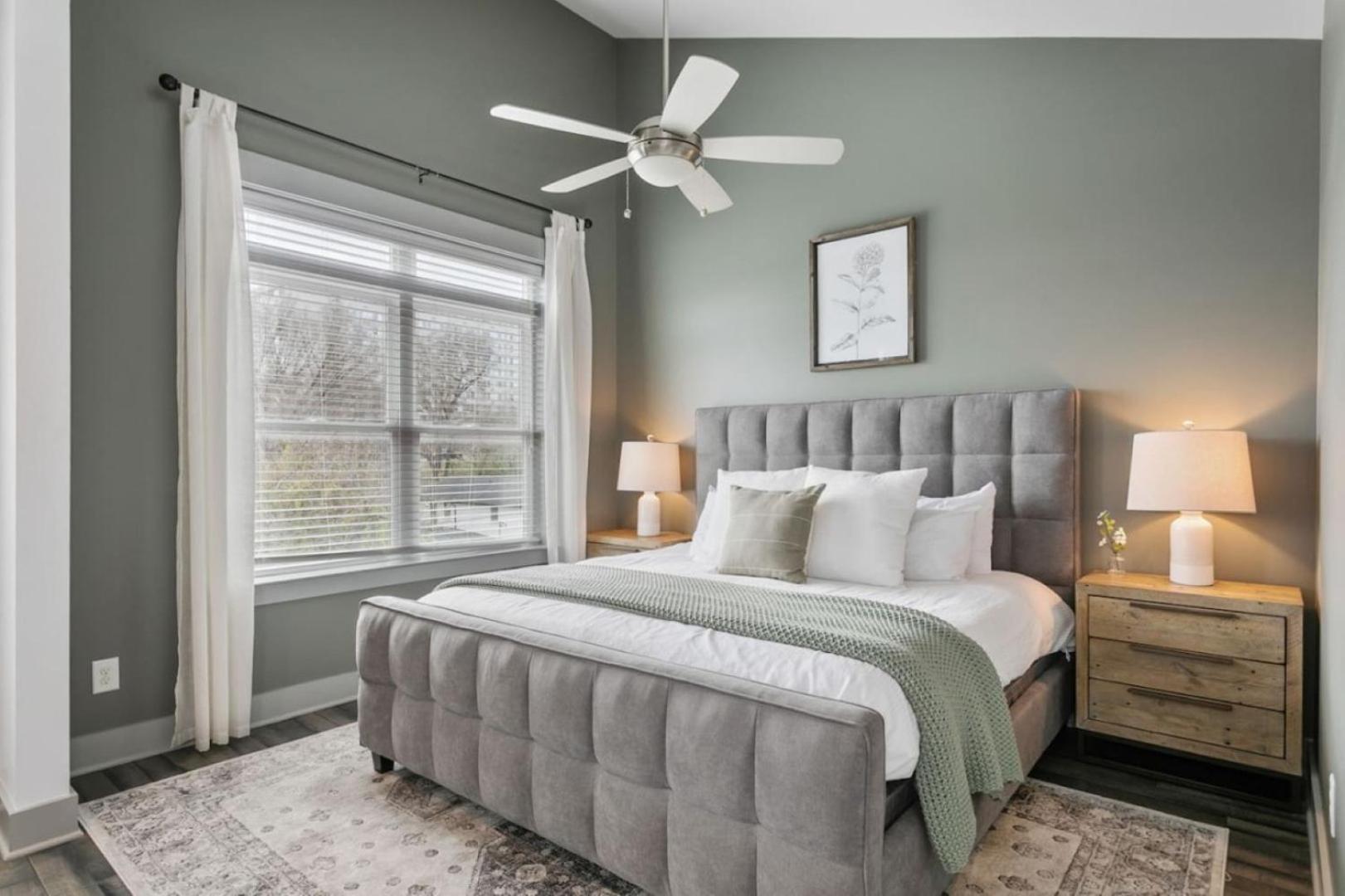 Luxury 4 Bedroom Home, Heart Of The Entertainment *