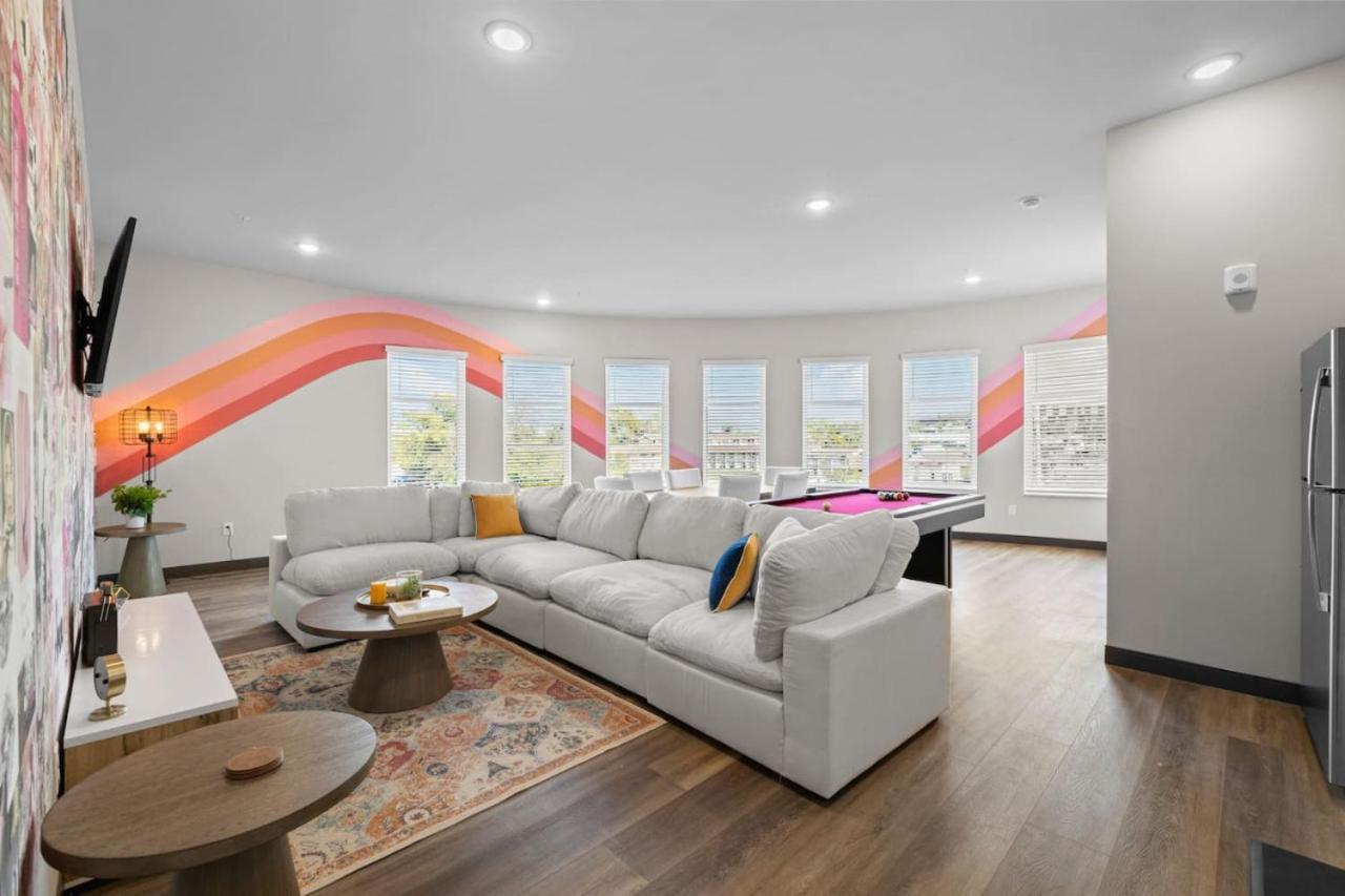 Alto 203 Apartment *