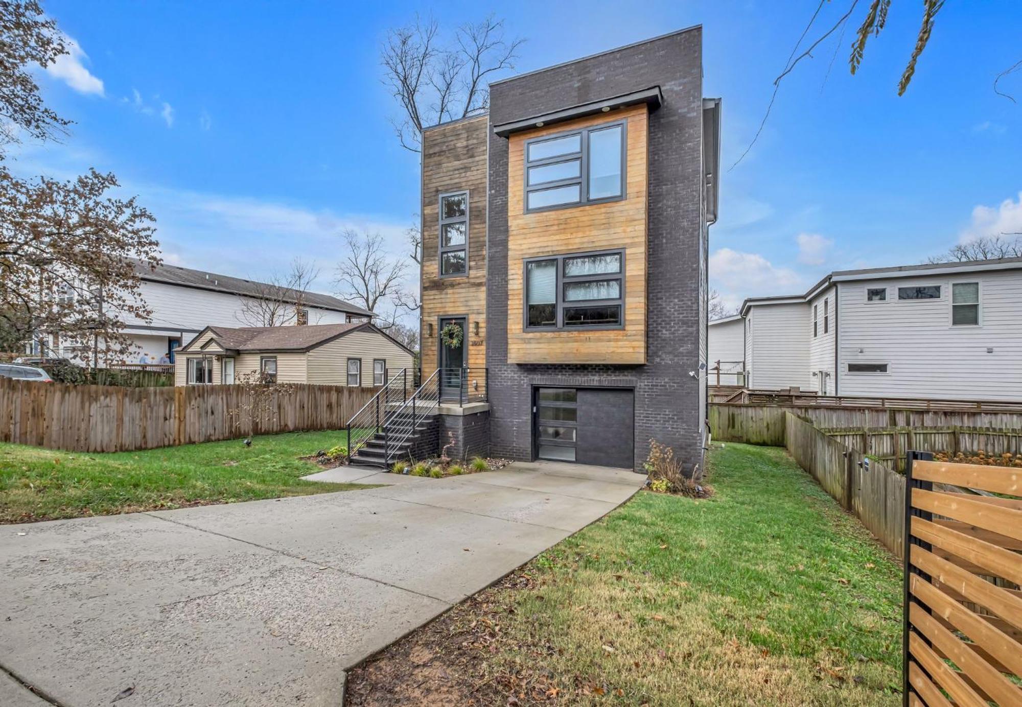 Holiday home Lux East Nash-awesome Location- 30 Days