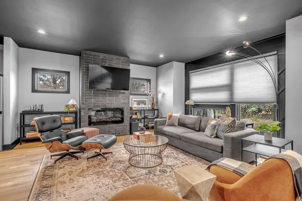 Lux East Nash-awesome Location- 30 Days Holiday home