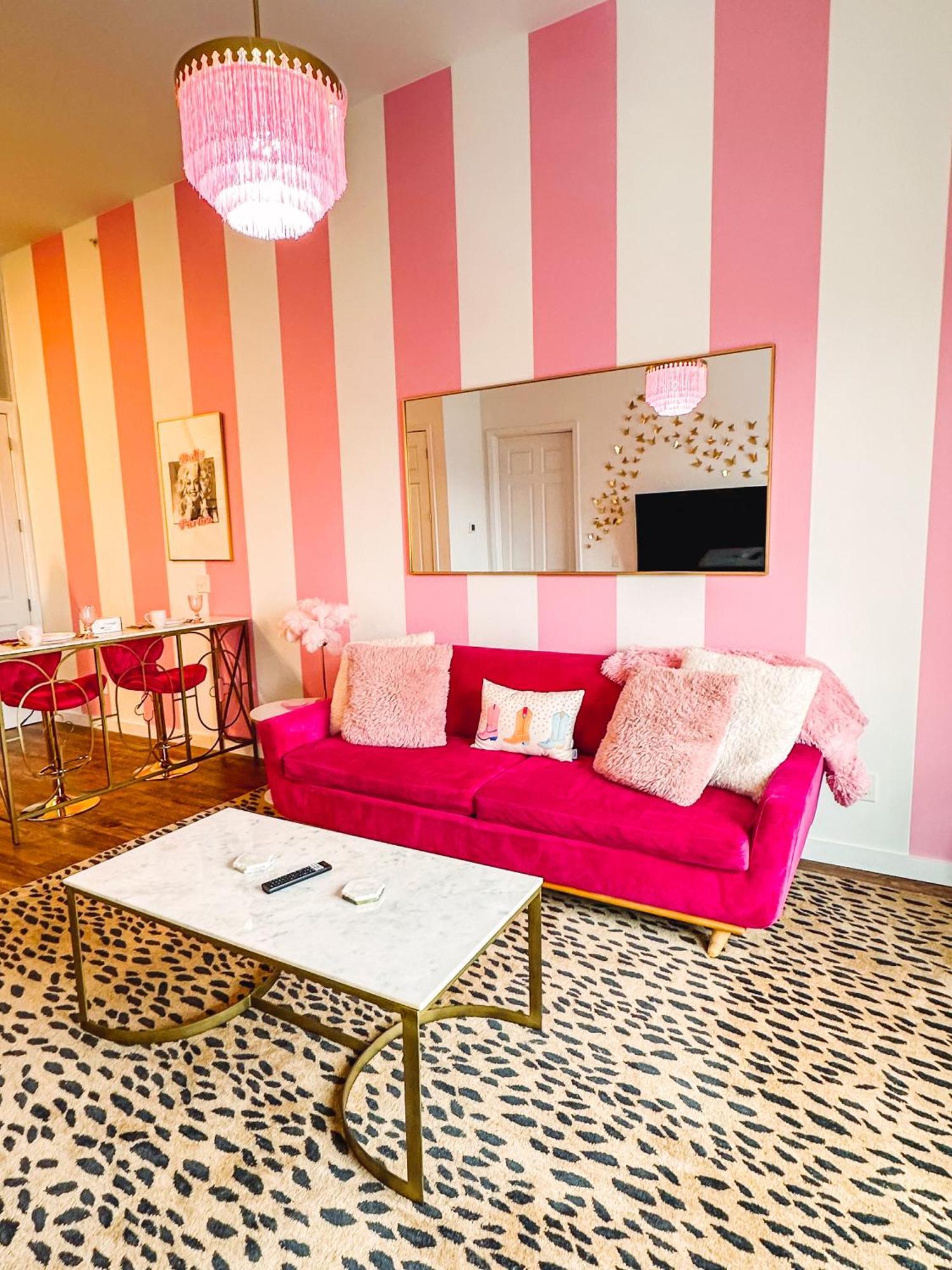 Dolly's Delight - Boutique Bliss Mins From Broadway Nashville