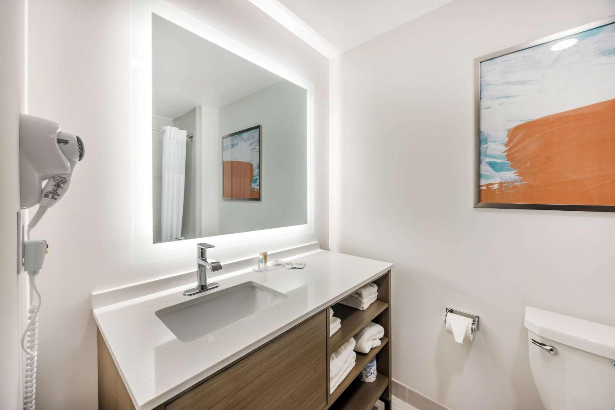 Hotel Comfort & Bellevue Nashville