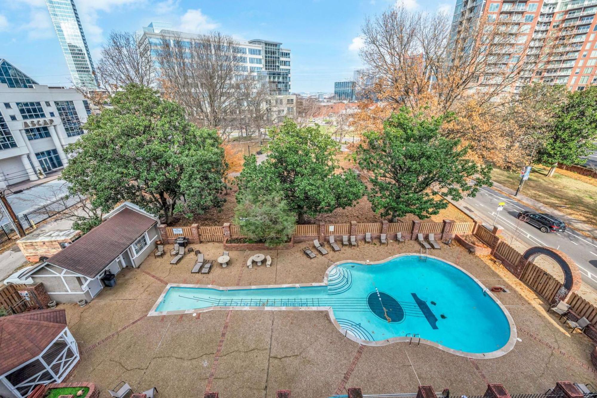 Honky Tonk Angels Apartment *