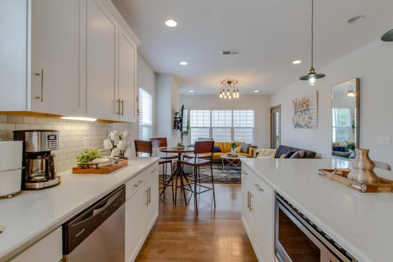 Beautiful Luxury Downtown Private Roofdeck Holiday home *