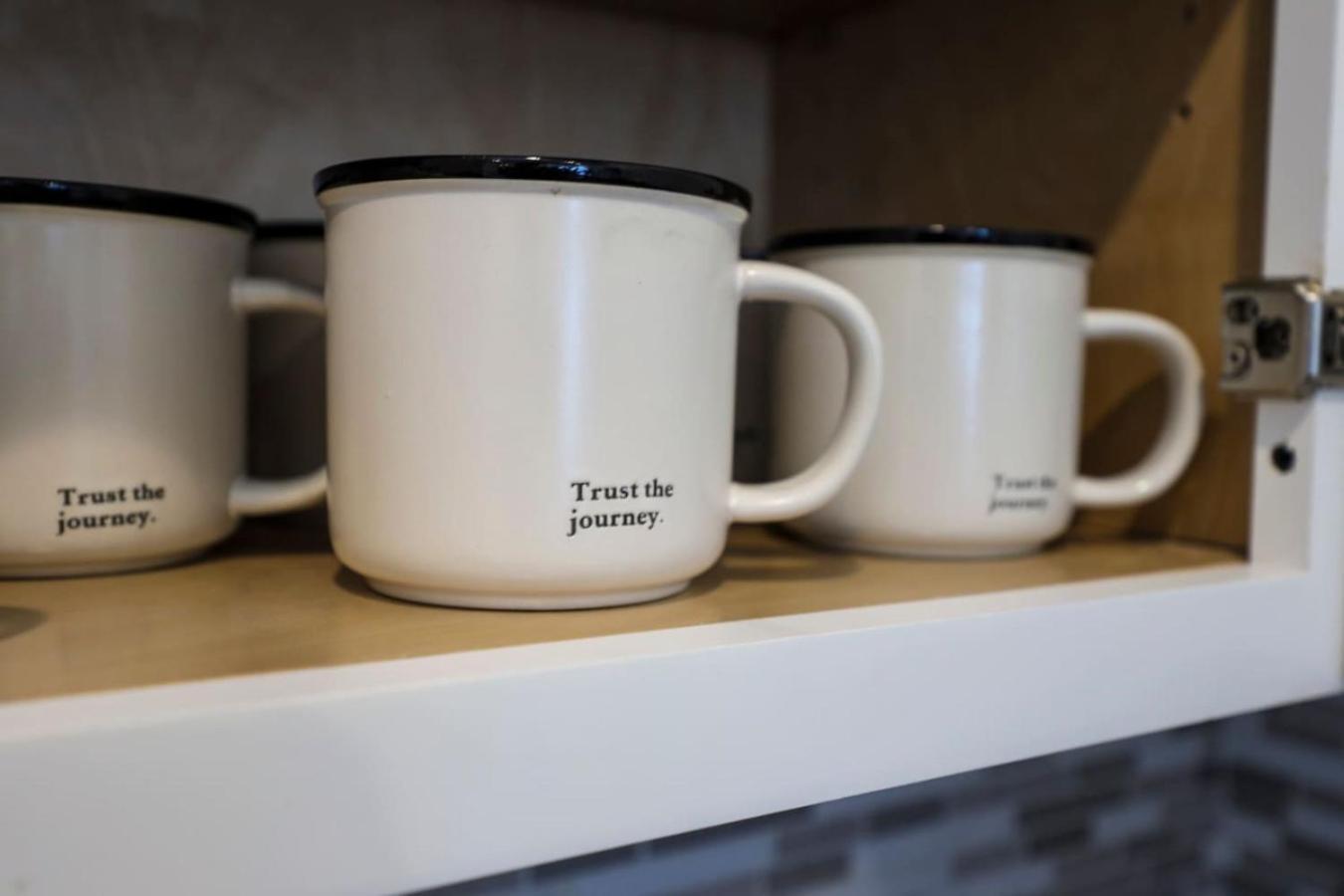 Minutes To Broadway Spacious Townhouse Holiday home *