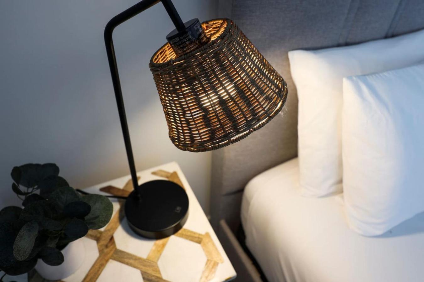 Holiday home Minutes To Broadway Spacious Townhouse