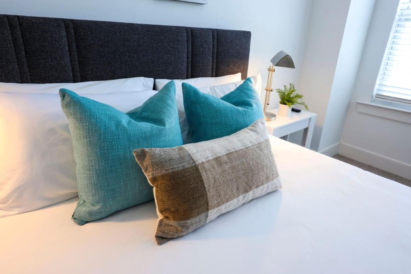 Minutes To Broadway Spacious Townhouse Nashville