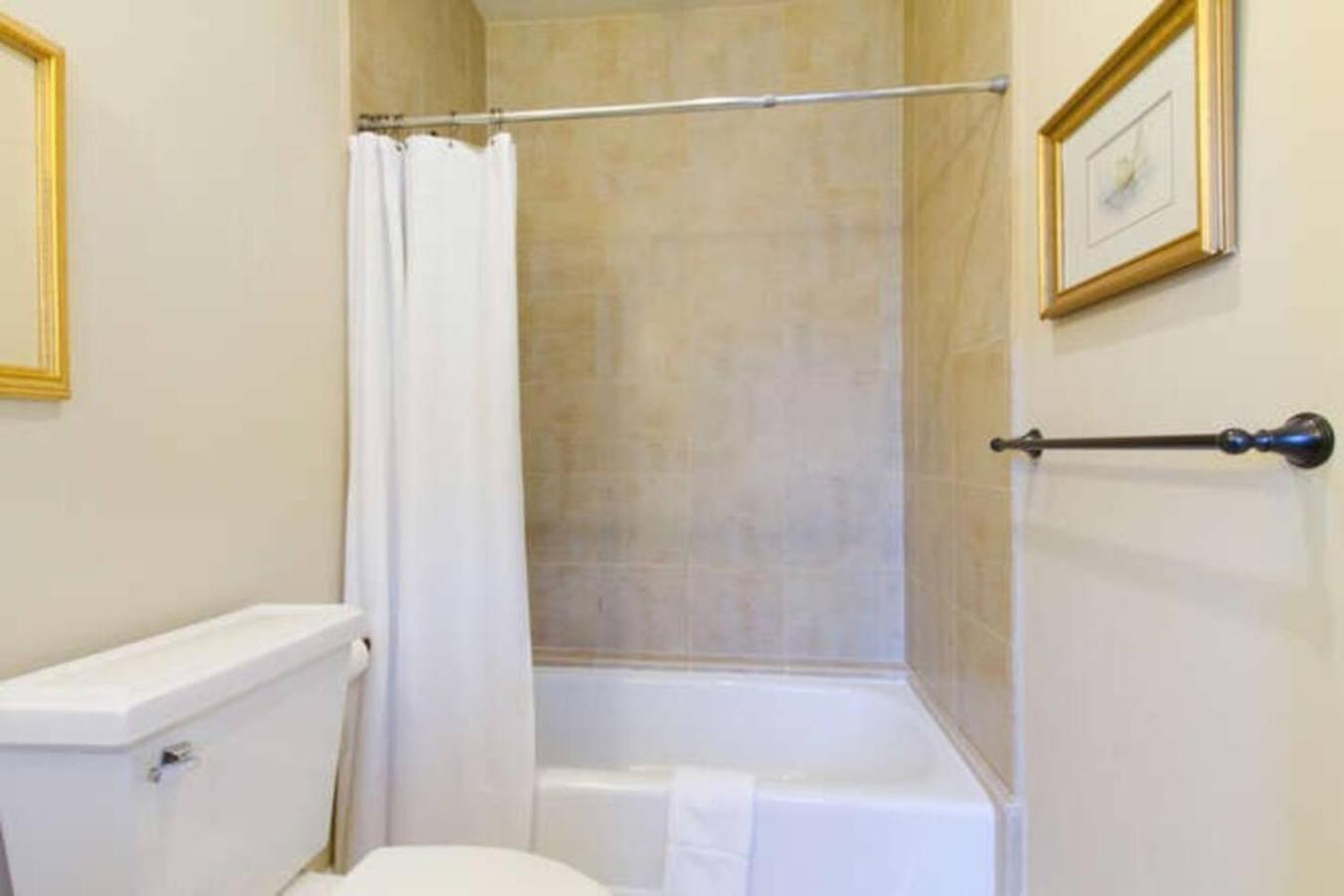 Huge Vandy Minutes To Downtown Walk To Grocery Holiday home