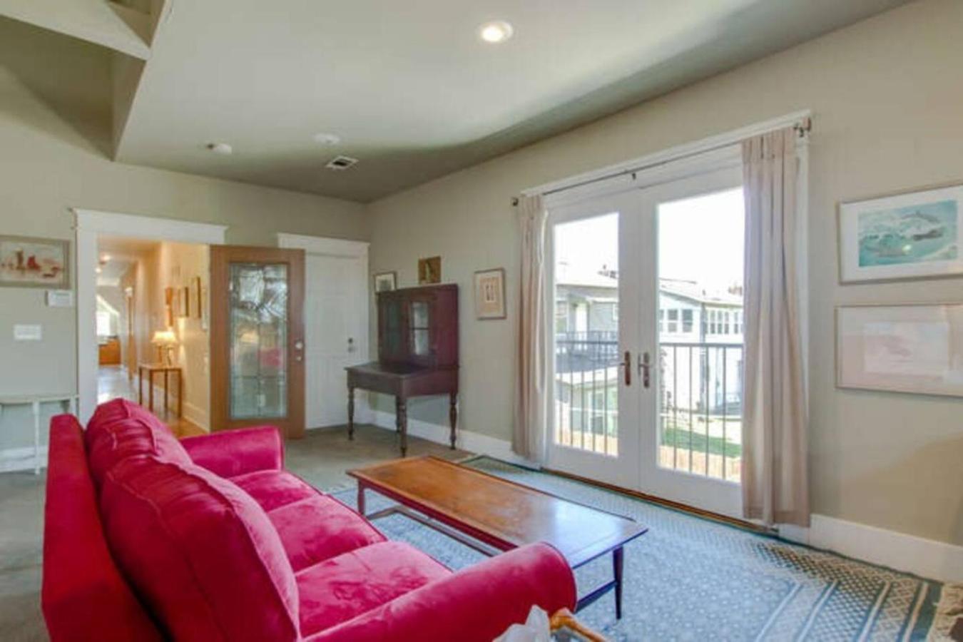 Holiday home Huge Vandy Minutes To Downtown Walk To Grocery