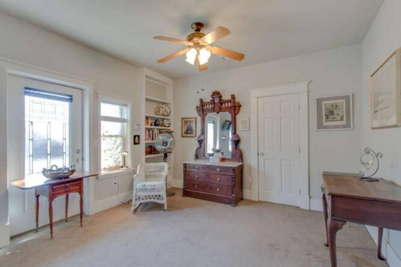 Huge Vandy Minutes To Downtown Walk To Grocery *