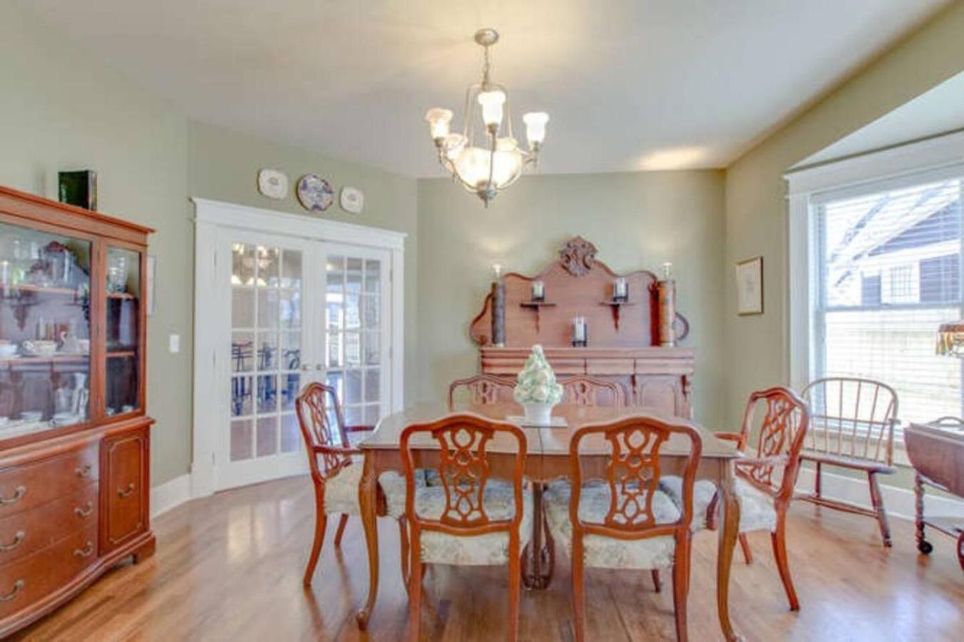 Huge Vandy Minutes To Downtown Walk To Grocery