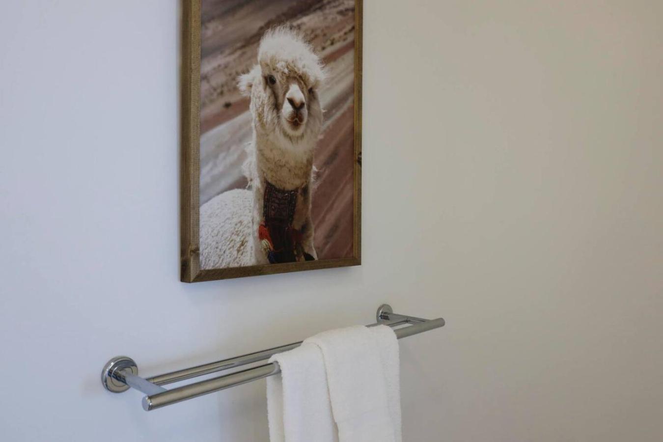 Holiday home Stunning West End Walkable Area *