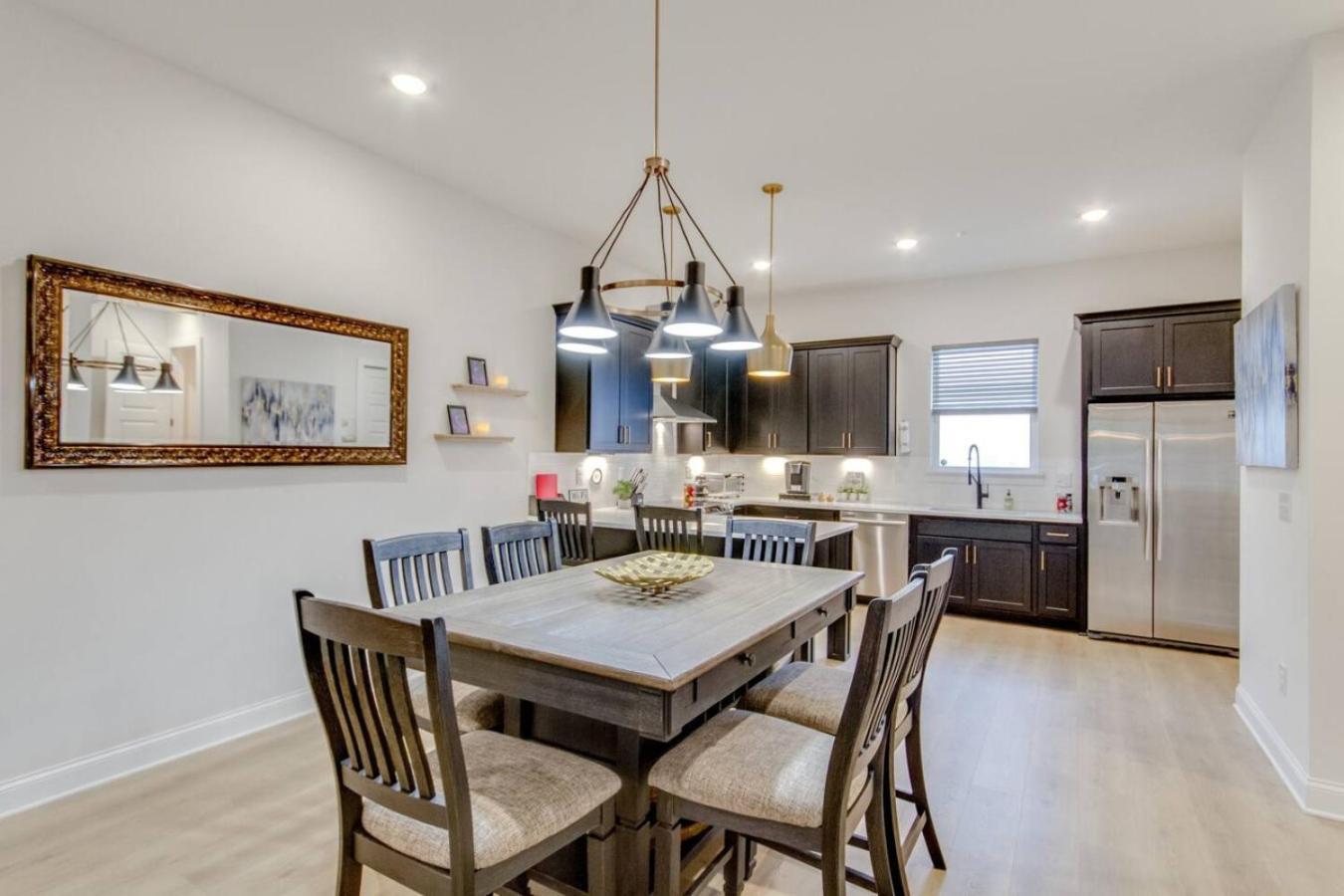 Luxury Dream Downtown Living Comfy Beds
