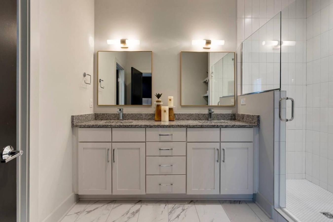 Music Harmony Beautiful Lux Rooftop *