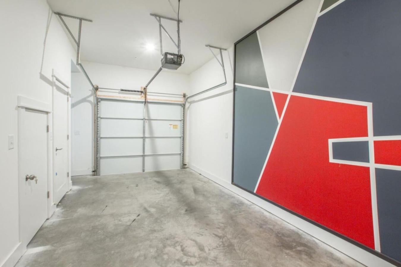 Stylish Luxury Private Rooftop Space Hillsboro