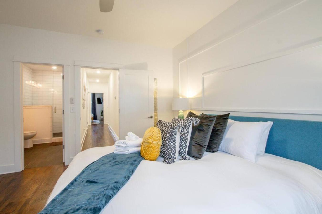 Stylish Luxury Private Rooftop Space Hillsboro Holiday home Nashville