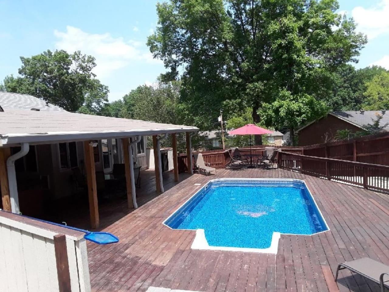 Ultra Super Spot With Pool