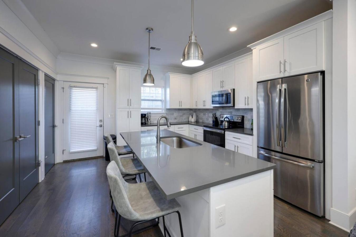 Holiday home West Side Charmer Convenient Location Nashville