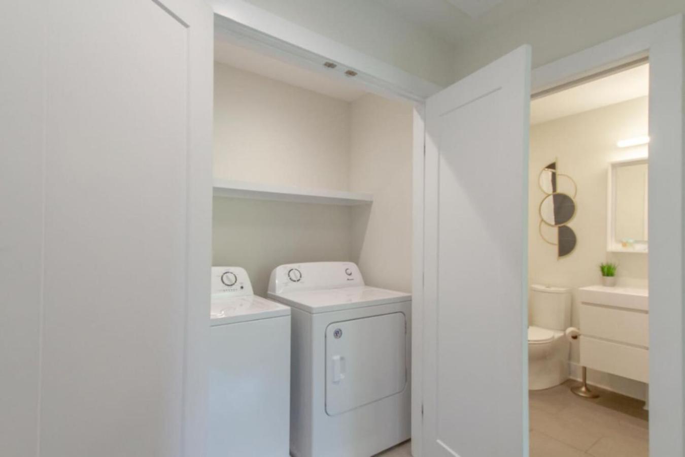 Holiday home North Hideaway- Game Room- Spacious