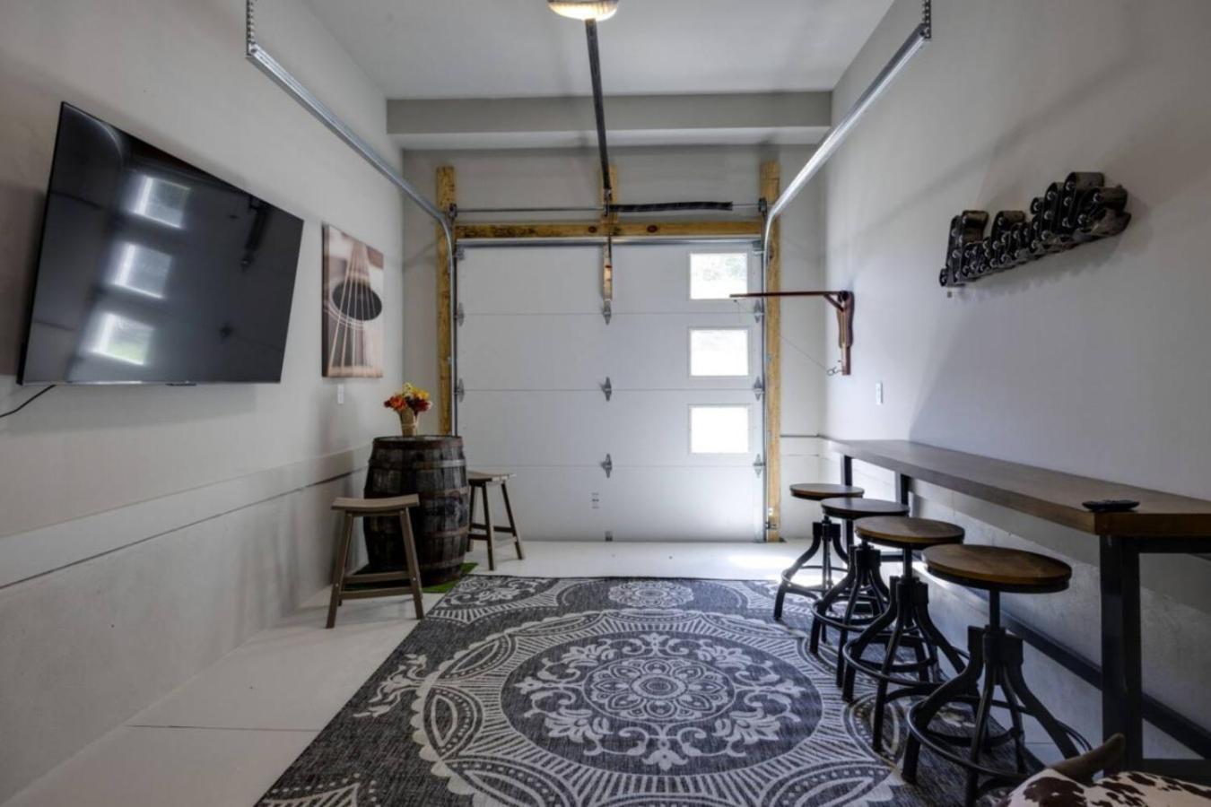 The Ryman 4 Bedroom Haven With Scenic Rooftop *