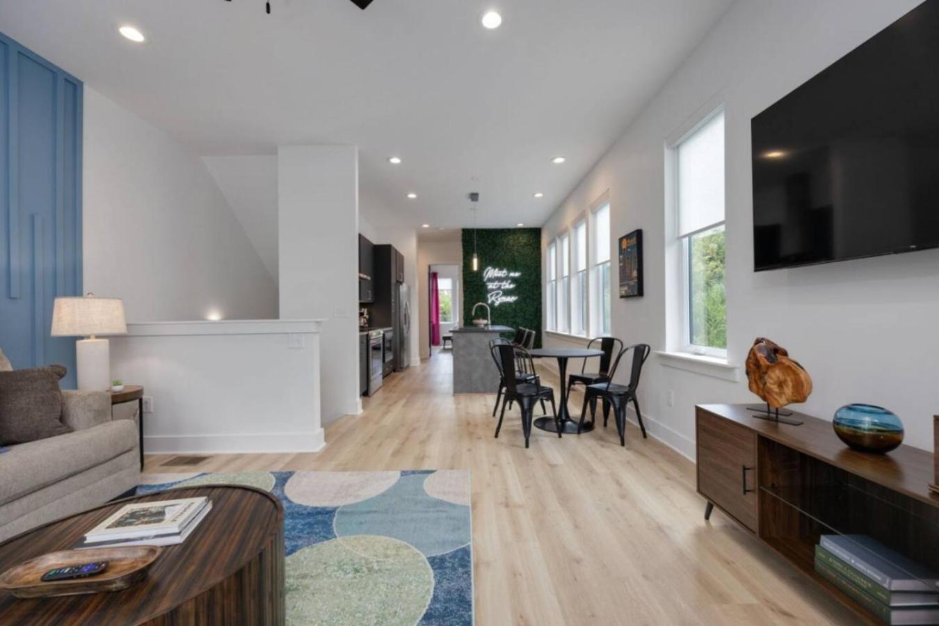 Holiday home The Ryman 4 Bedroom Haven With Scenic Rooftop