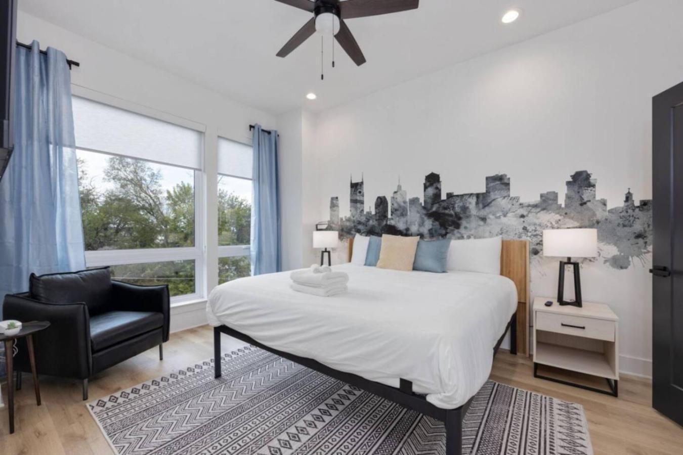 The Ryman 4 Bedroom Haven With Scenic Rooftop Holiday home Nashville