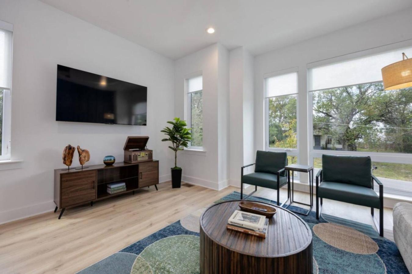 Holiday home The Ryman 4 Bedroom Haven With Scenic Rooftop