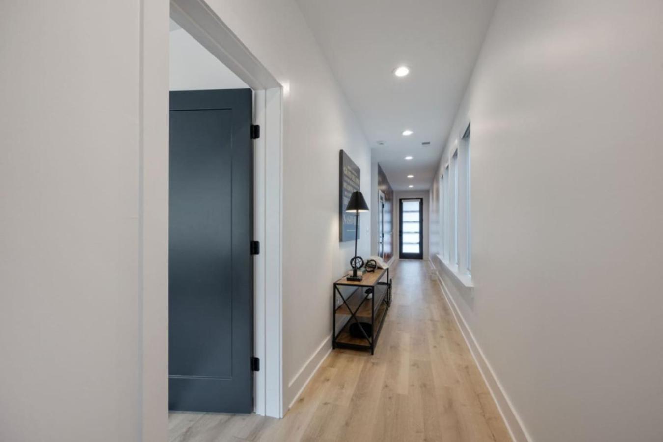 The Ryman 4 Bedroom Haven With Scenic Rooftop Nashville