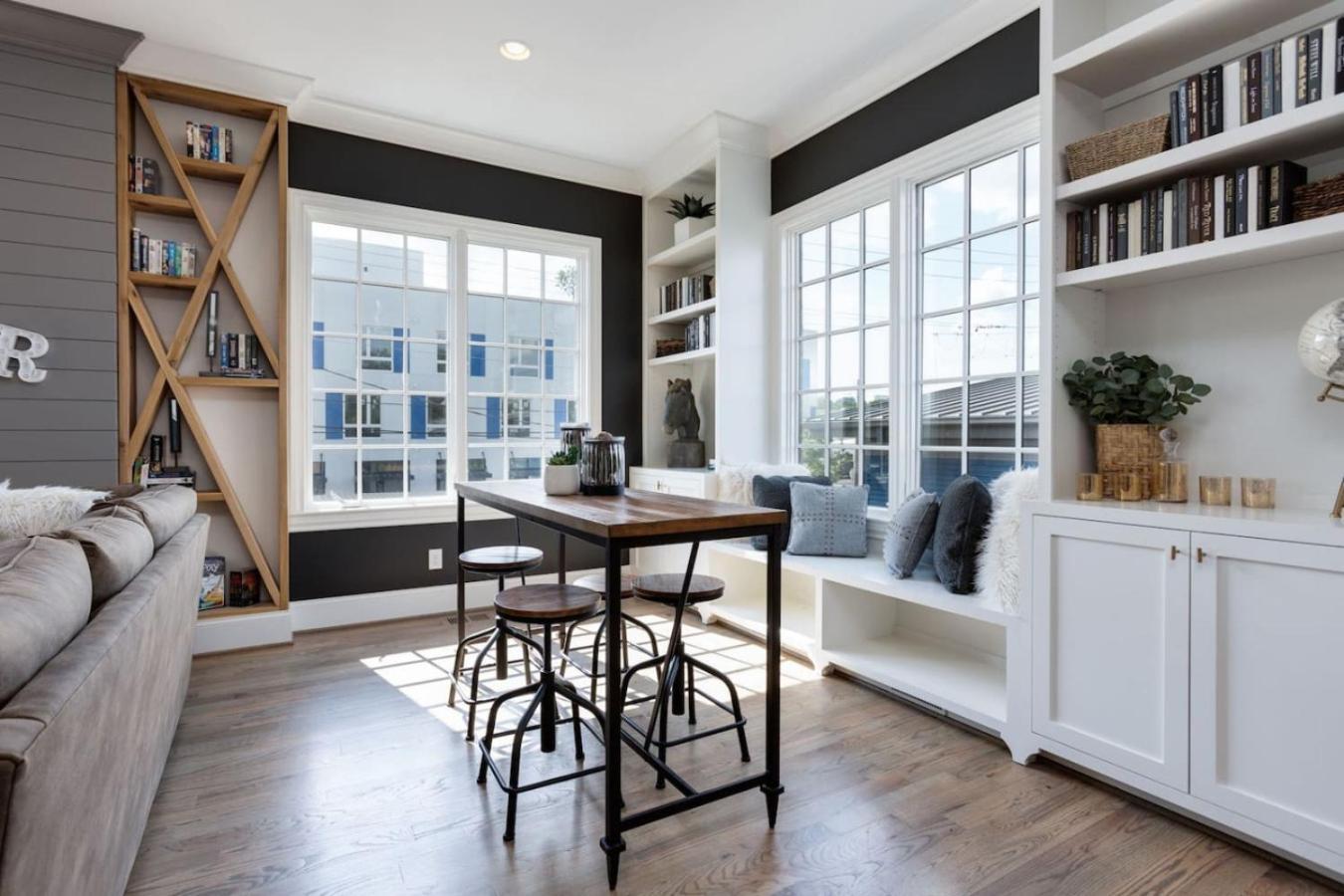 Holiday home Downtown Luxury Large Townhome Lots Of Beds