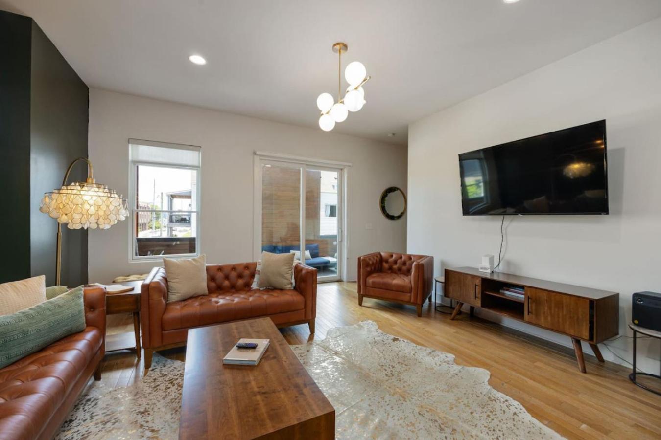 Nashvista Townhome Downtown Views 10 Comfy Beds Holiday home Nashville