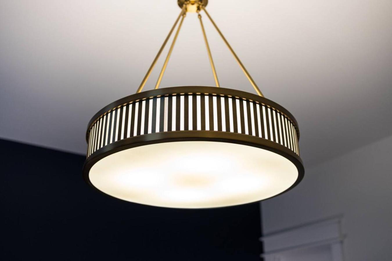 East Beauty Minutes To Downtown Holiday home