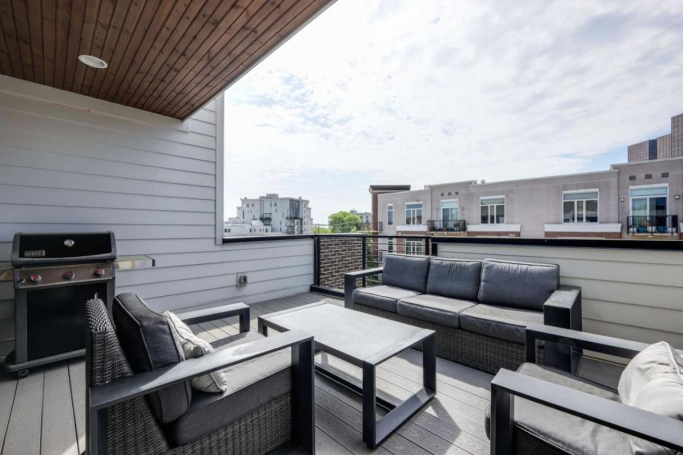 Violet Vogue - Rooftop Patio - Skee-ball Game Nashville