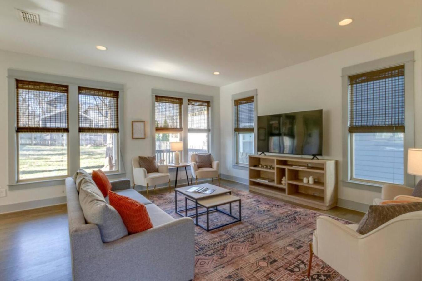 Cleveland Park Charmer- Full Kitchen- Private Yard Nashville