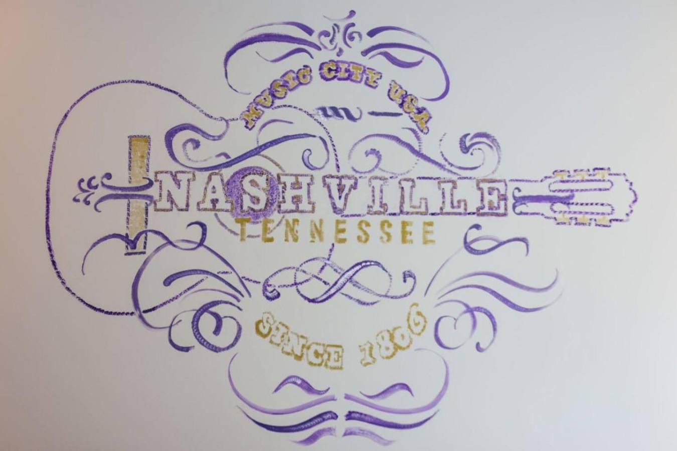 Holiday home Violet Vogue - Rooftop Patio - Skee-ball Game